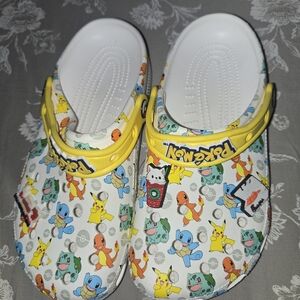Pokemon Crocs Women 7 Men 5